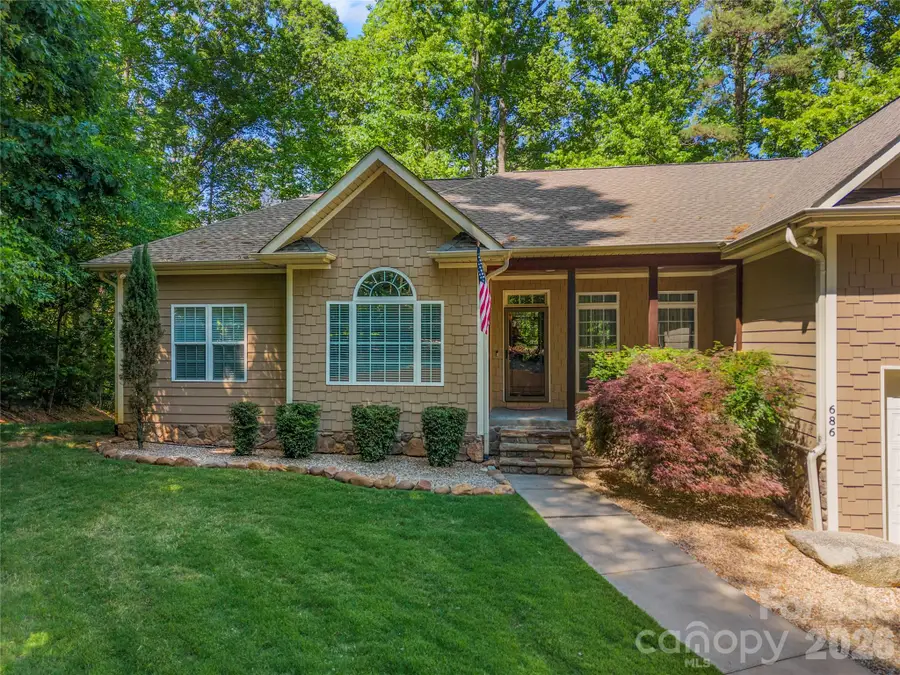 686 White Oaks Road, Mooresville, NC 28115 - #2