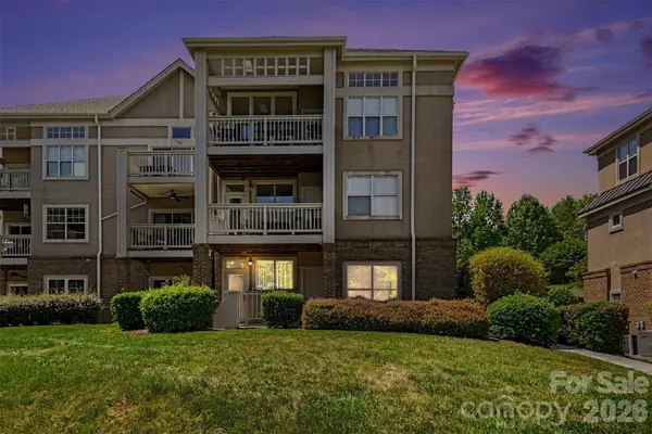 104 Pier 33 Drive #301, Mooresville, NC 28117