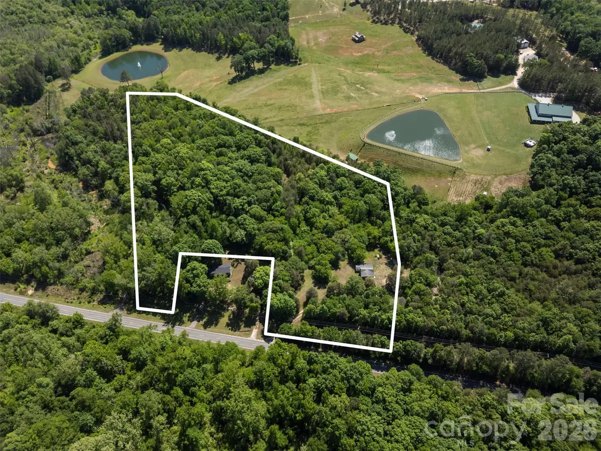 911 Center Road, Chester, SC 29706 - #1