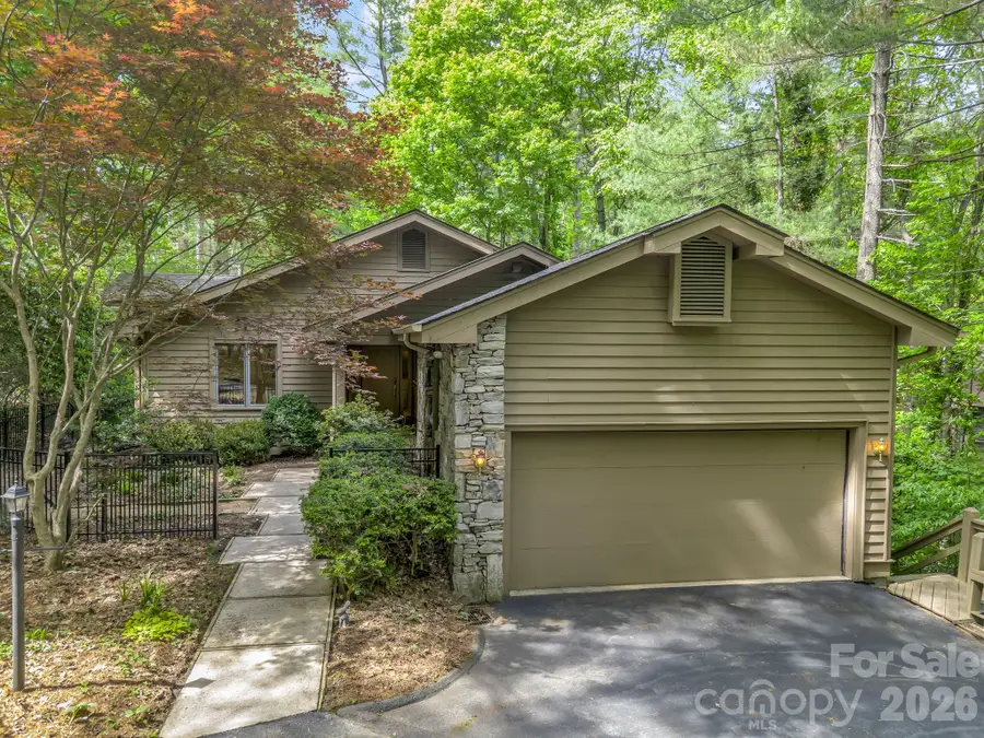 118 Timber Creek Road, Hendersonville, NC 28739 - #2