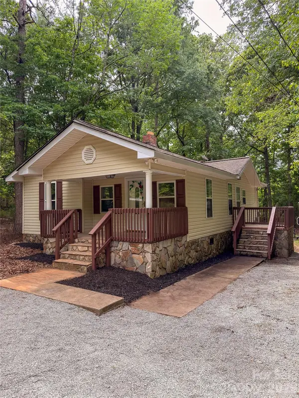 3910 Oakwood Circle, Iron Station, NC 28080