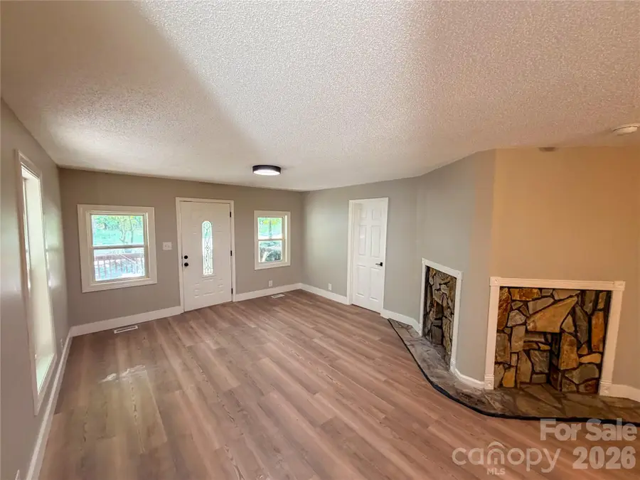 3910 Oakwood Circle, Iron Station, NC 28080 - #3