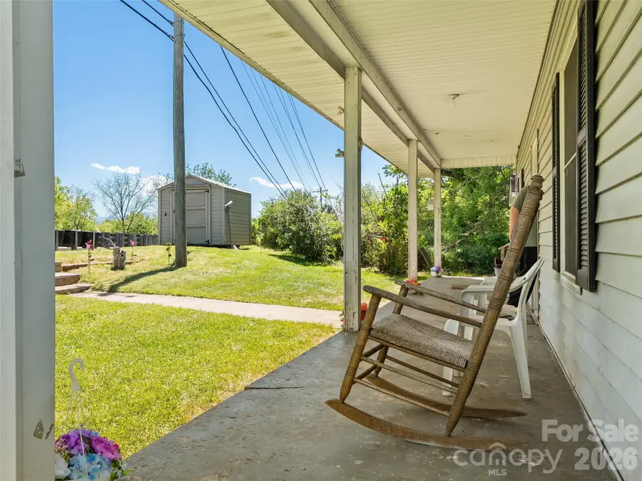 1121 N Canton Road, Canton, NC 28716 - #3