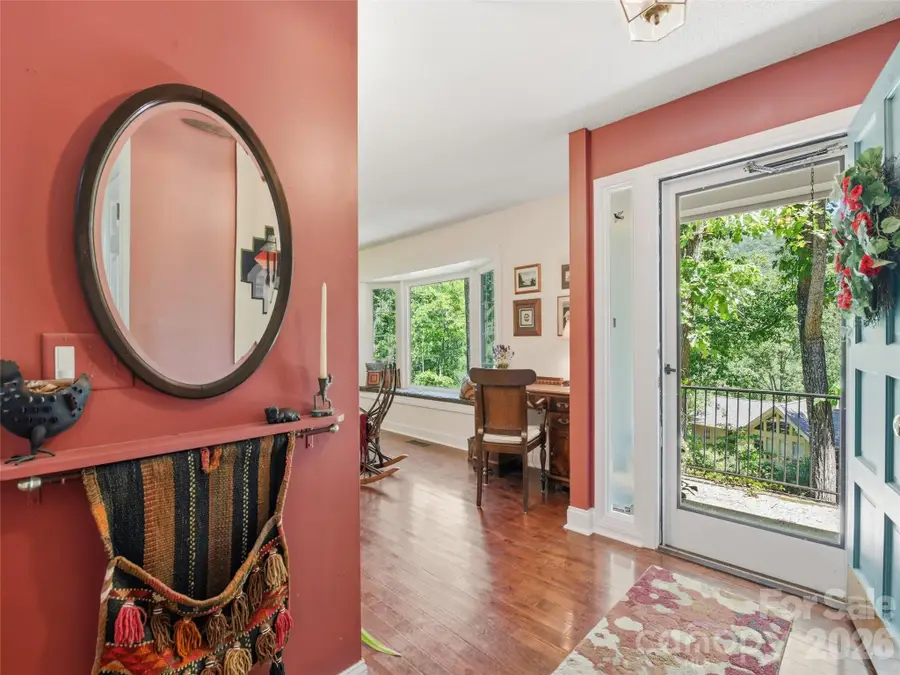 5 Sunny Ridge Drive, Asheville, NC 28804 - #2