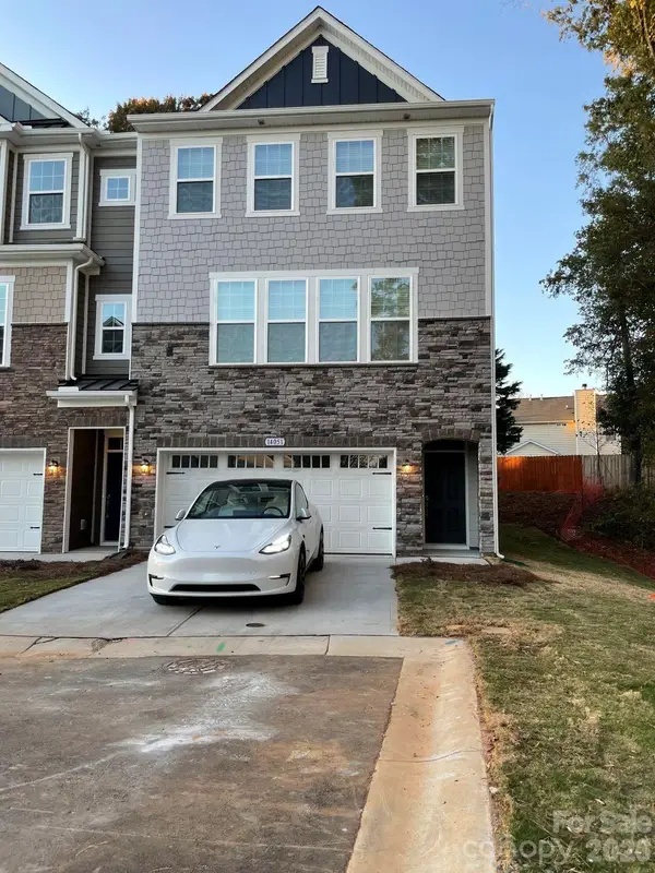 14051 Martin Hill Way #11, Charlotte, NC 28277