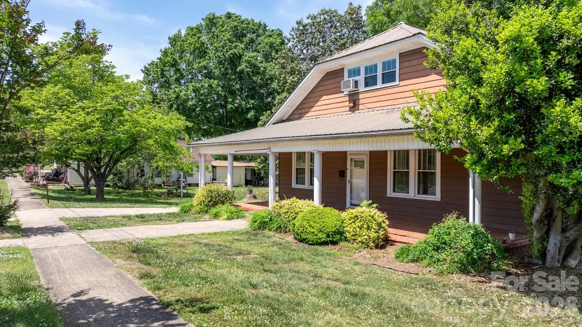 207 W Main Street, Maiden, NC 28650 - #1