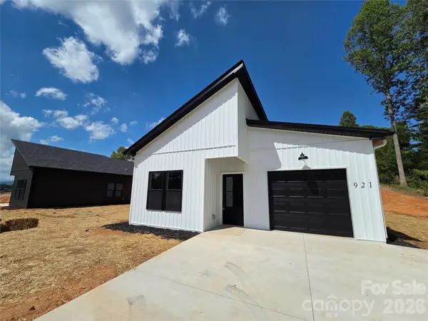 921 Overlook Drive Sw #5, Lenoir, NC 28645