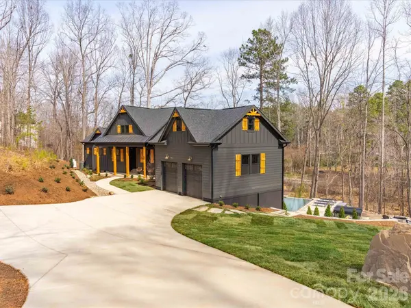562 Normandy Road, Mooresville, NC 28117