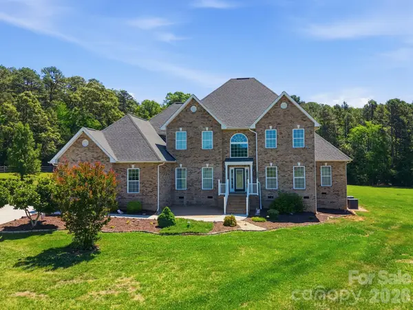 1434 Steeplechase Drive, Mount Pleasant, NC 28124