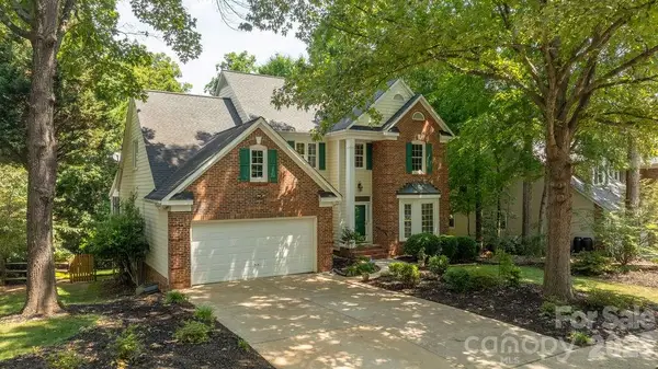 5217 Fairvista Drive, Charlotte, NC 28269