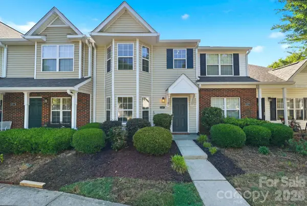 687 Rock Lake Glen, Fort Mill, SC 29715