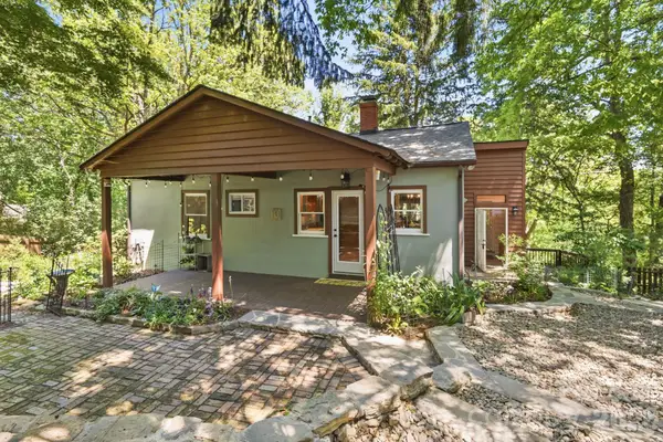 49 Plymouth Circle, Asheville, NC 28803
