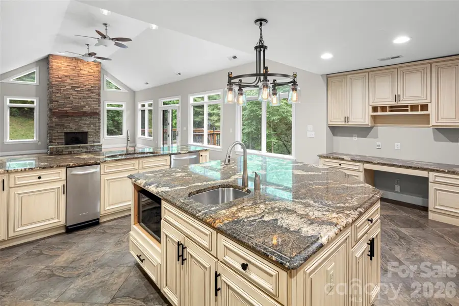 2000 Davis Mountain Road, Hendersonville, NC 28739 - #3