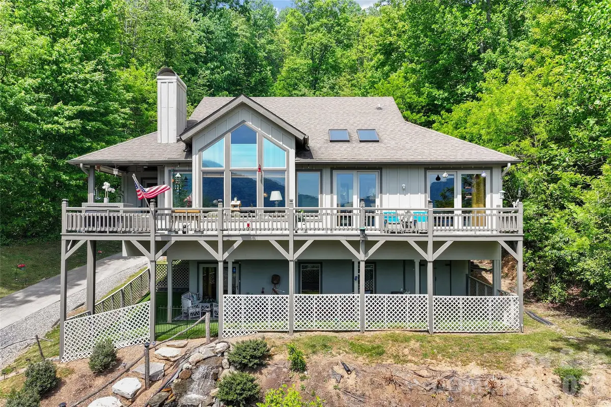 266 Hawks Crest Drive, Waynesville, NC 28786 - #1