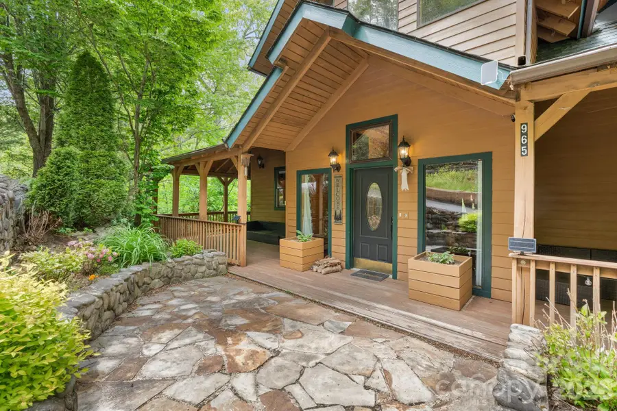 965 Winterstar Loop, Burnsville, NC 28714 - #2