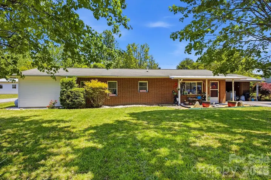 88 Lost Creek Drive, Flat Rock, NC 28731 - #2