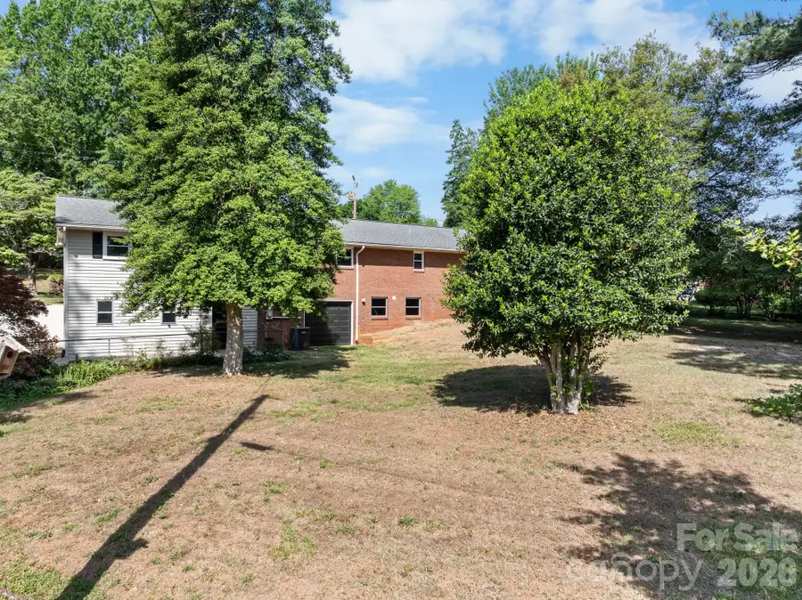 26 Eastside Drive, Lexington, NC 27292 - #3