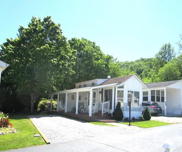 161 Summer Place Drive, Waynesville, NC 28785