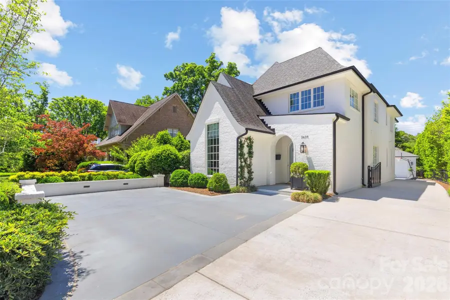 2638 Hampton Avenue, Charlotte, NC 28207 - #3