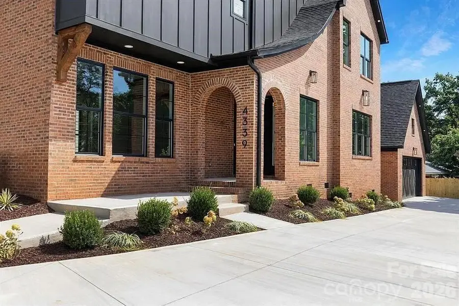 4339 Castlewood Road, Charlotte, NC 28209 - #3