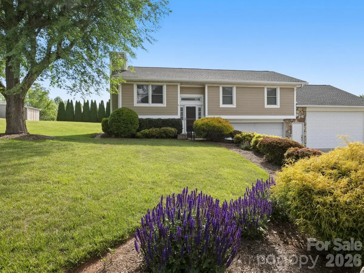 3 Fieldcrest Drive, Candler, NC 28715 - #1