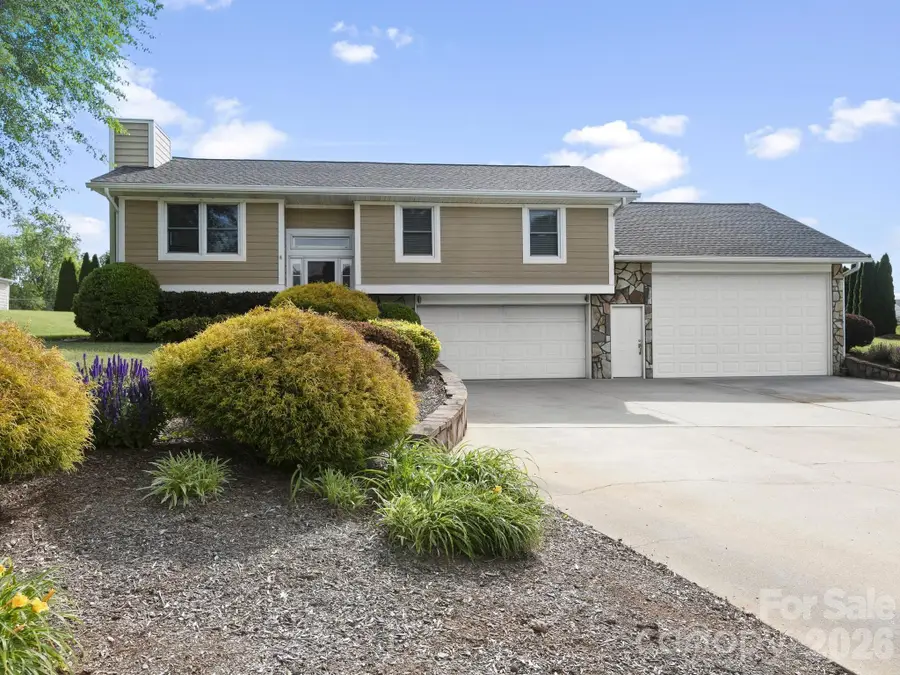 3 Fieldcrest Drive, Candler, NC 28715 - #3