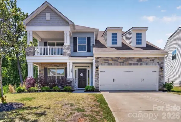 109 W Heart Pine Lane, Statesville, NC 28677
