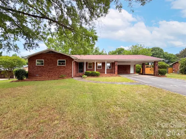 128 Greenview Drive, Kannapolis, NC 28081