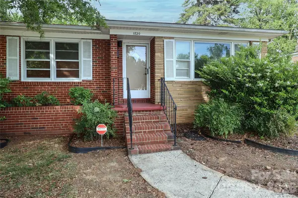 1720 Miles Court, Charlotte, NC 28216