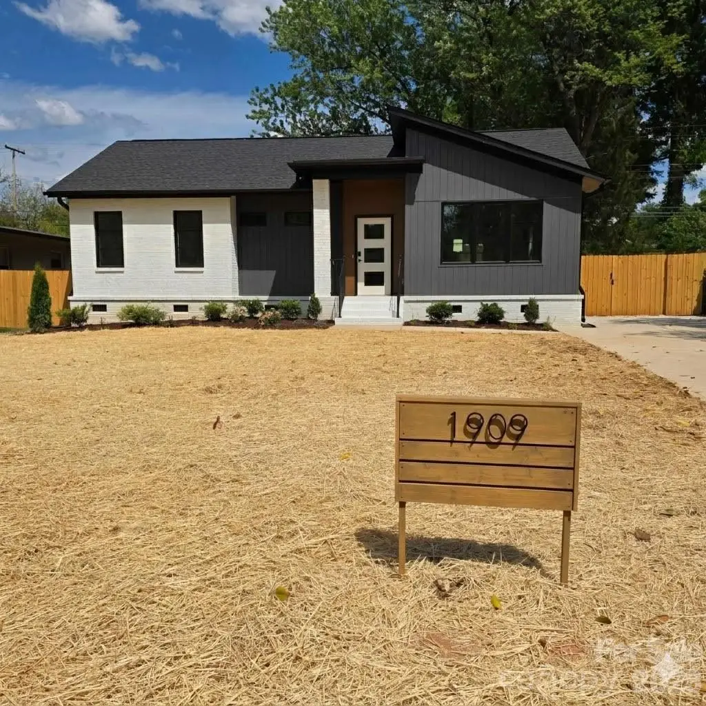 1909 Windham Place, Charlotte, NC 28205 - #1