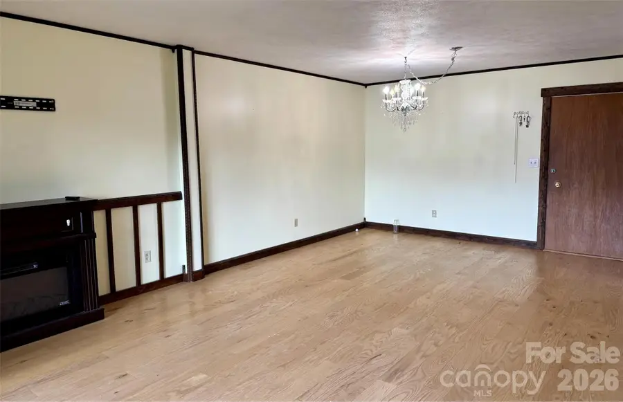 427 6th Avenue W #A-12, Hendersonville, NC 28739 - #3