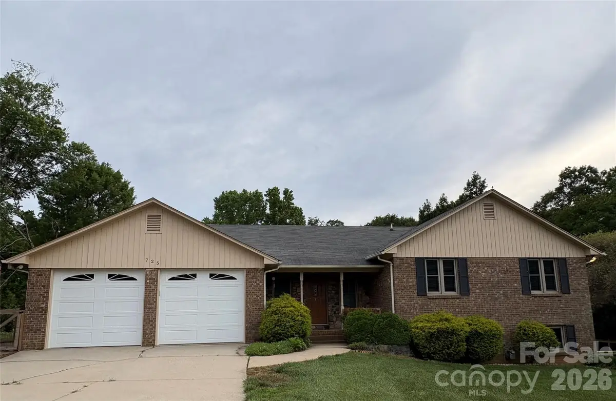 725 Sunridge Drive #18, Lincolnton, NC 28092 - #1