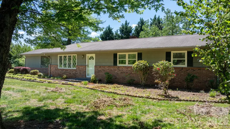 1328 Amherst Road, Morganton, NC 28655 - #2