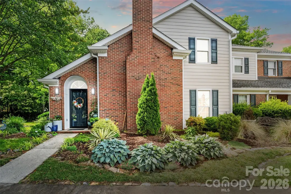 9486 Kings Falls Drive, Charlotte, NC 28210 - #1