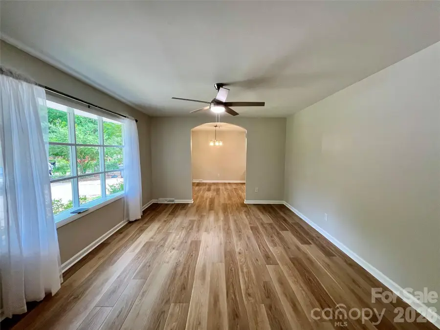 6018 Donegal Drive, Charlotte, NC 28212 - #3