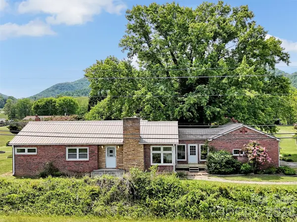 17 Hickory View Lane, Canton, NC 28716