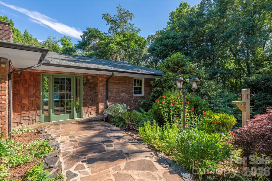 35 Mckinney Road, Asheville, NC 28805 - #3