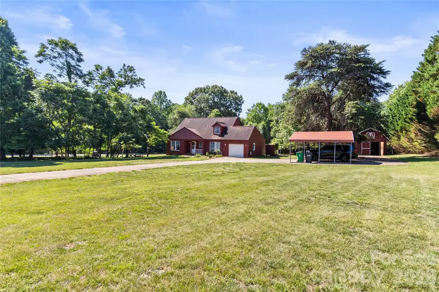 7101 Rock Island Road, Charlotte, NC 28278 - #2