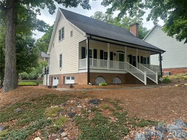 4116 Moss Brook Drive, Winston Salem, NC 27127