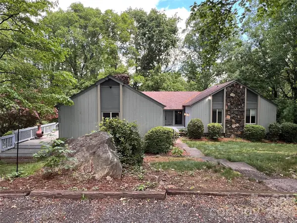 1426 Alf Hoover Road, Vale, NC 28168