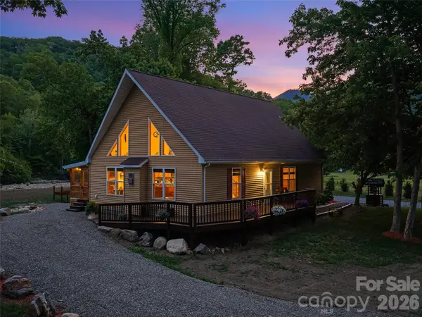 326 Ewart Wilson Road, Burnsville, NC 28714