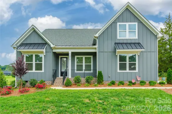 310 Triple Ponds Court, Clover, SC 29710