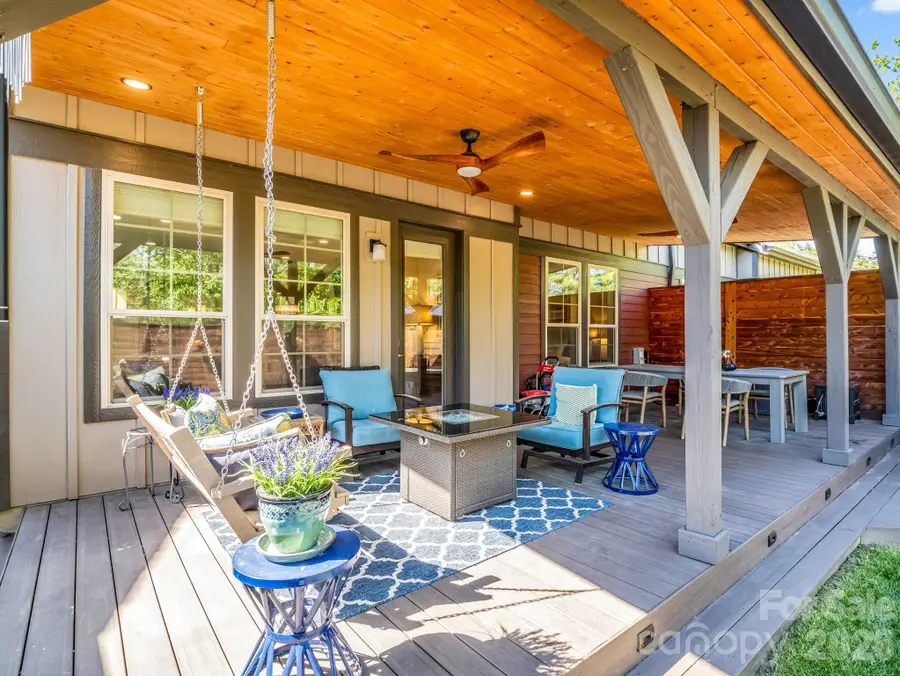 564 Sweet Birch Park Lane, Black Mountain, NC 28711 - #2