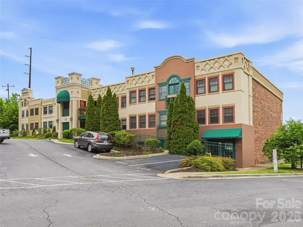 37 Hiawassee Street #E103, Asheville, NC 28801
