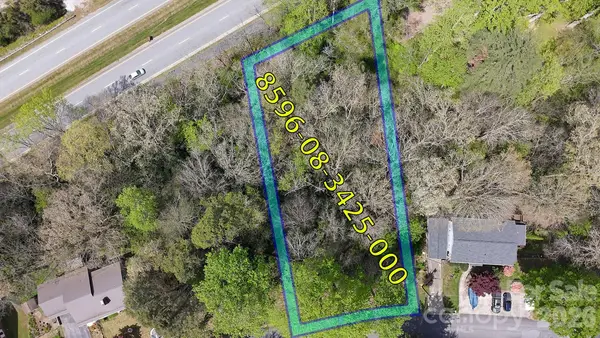 L13 Hawthorne Drive, Brevard, NC 28712