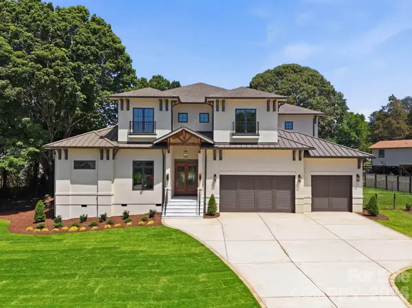 20200 Rainbow Circle, Cornelius, NC 28031