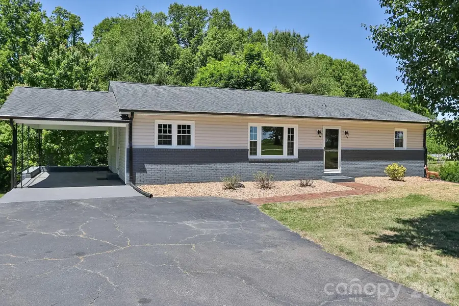 1279 N Hoots Road, Edwards, NC 28679 - #2