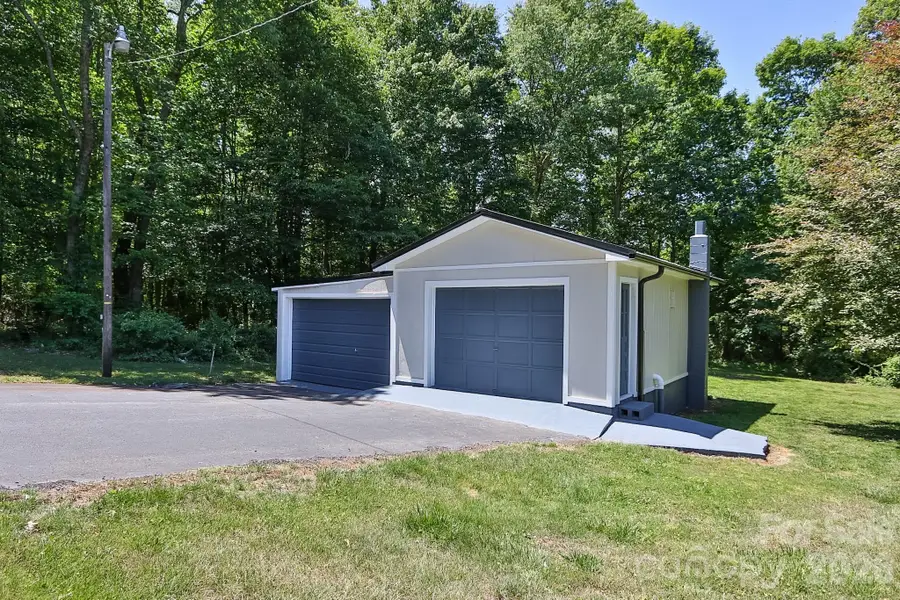 1279 N Hoots Road, Edwards, NC 28679 - #3