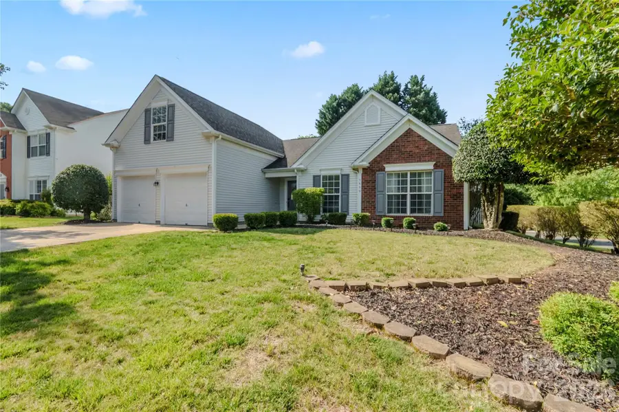 9400 Shepparton Drive, Huntersville, NC 28078 - #2