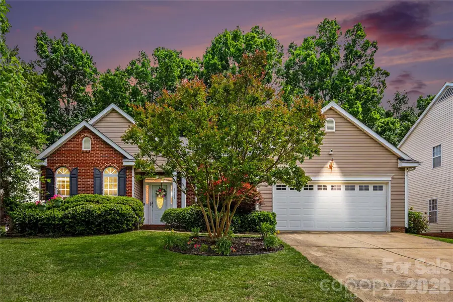 10312 Fairbourne Court, Charlotte, NC 28269 - #2